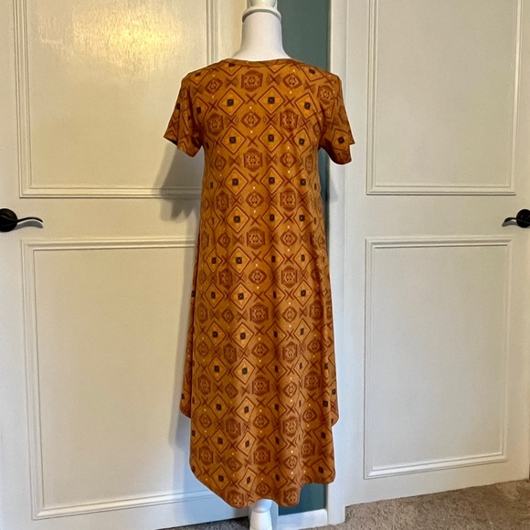 LuLaRoe Carly Dress - Picture 4 of 6